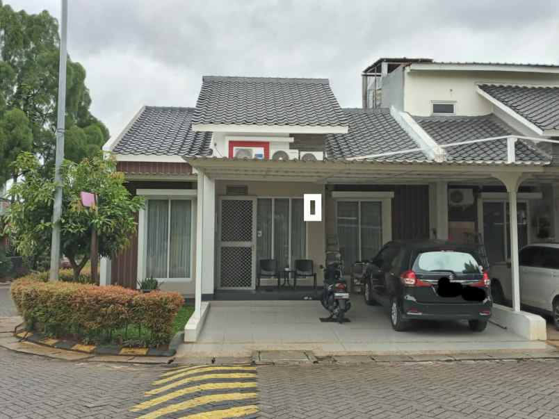 dijual rumah grand galaxy city cluster