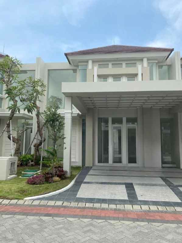 dijual rumah grand pakuwon brisbane