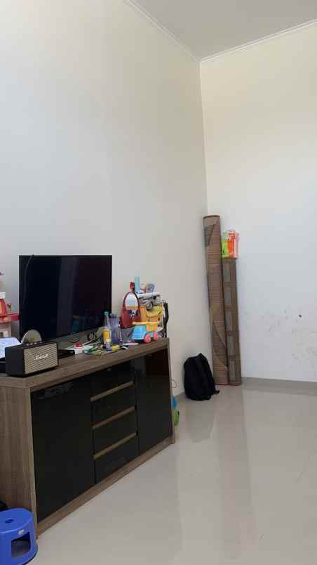 dijual rumah grand sharon residence