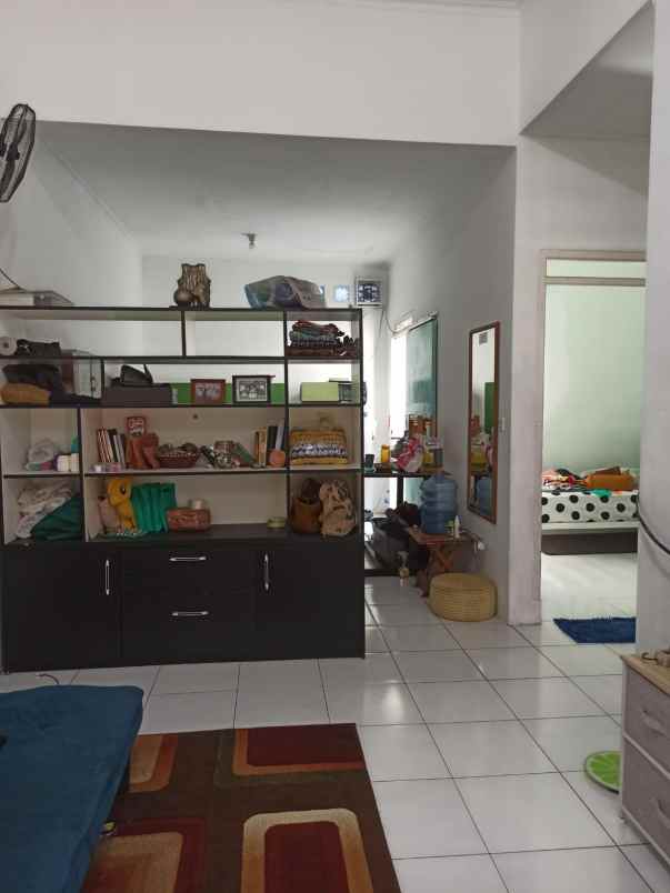 dijual rumah griya saluyu cipamokolan