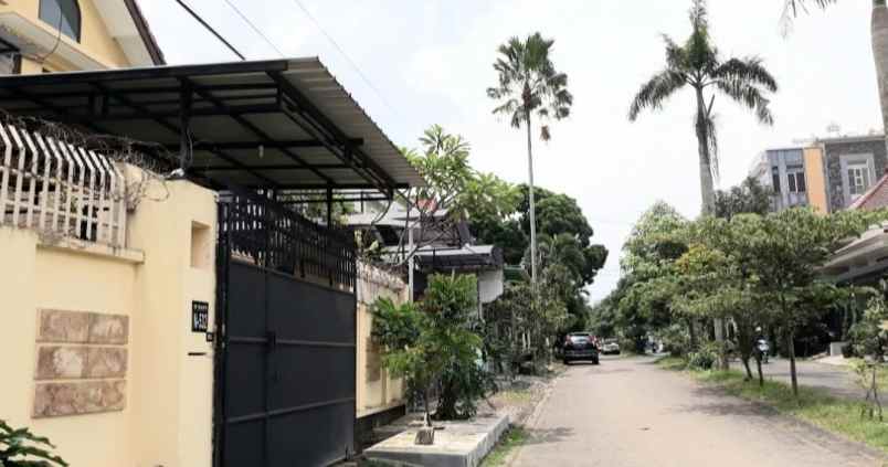dijual rumah griya shanta mojolangu