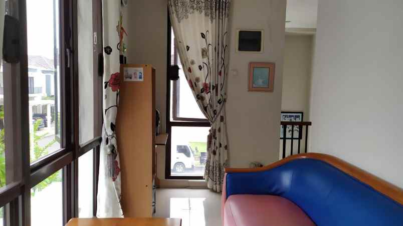 dijual rumah harapan indah cluster