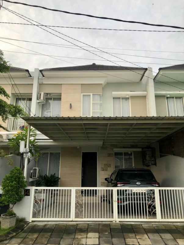 dijual rumah heavenland park cluster