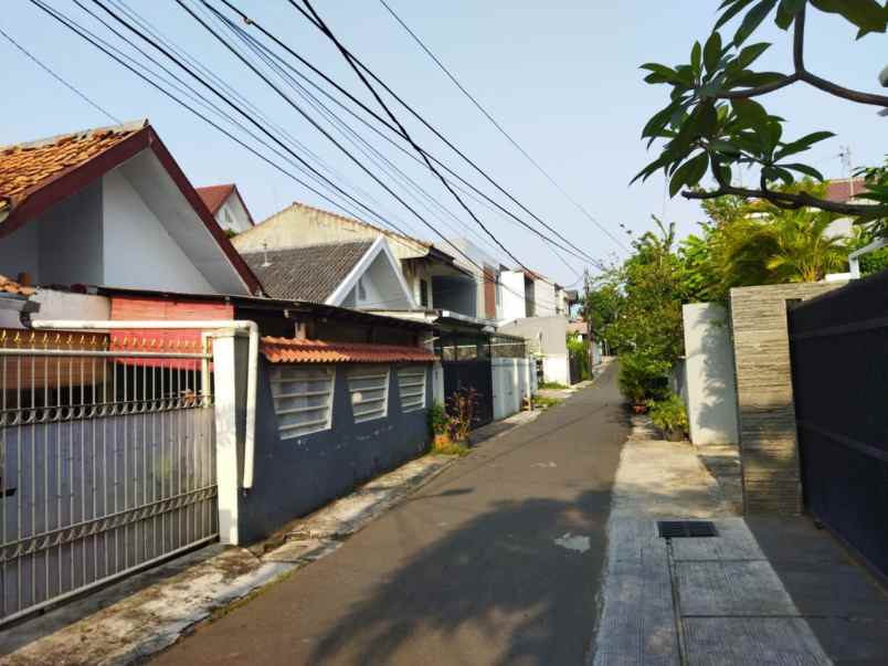 dijual rumah hitung tanah kebayoran baru