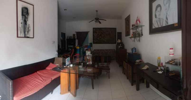 dijual rumah hook murah di mampang prapatan