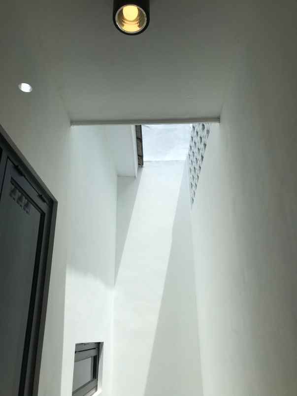 dijual rumah ibarbo park