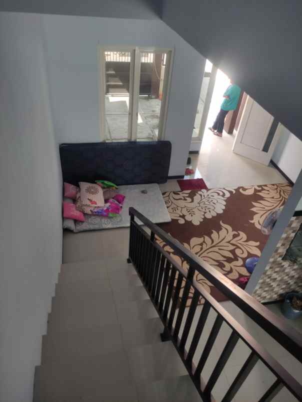 dijual rumah ikip gunung anyar