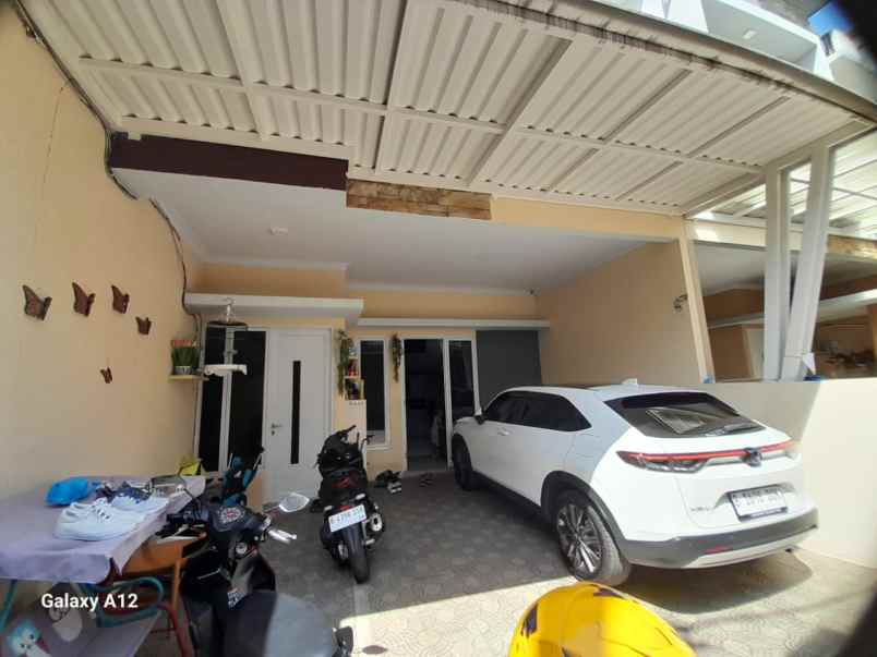 dijual rumah jagakarsa