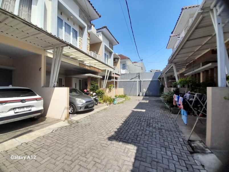 dijual rumah jagakarsa