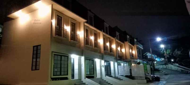 dijual rumah jagakarsa