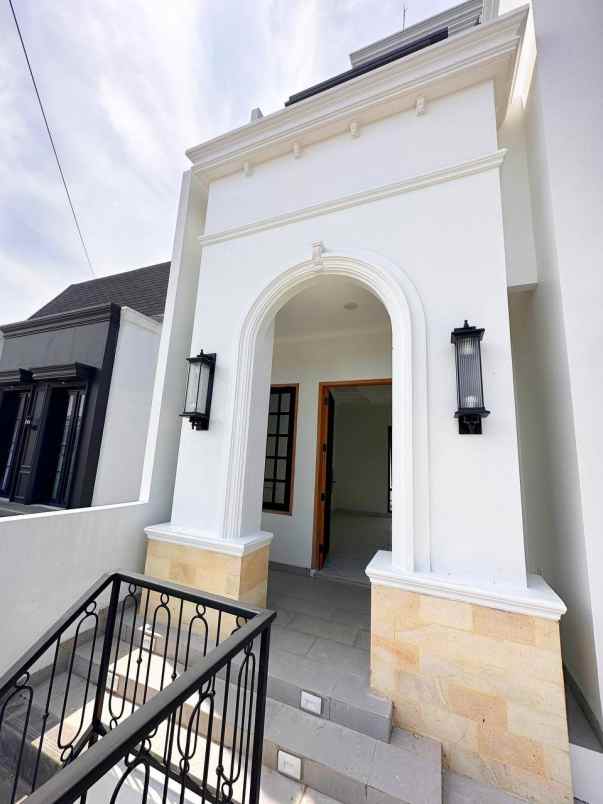 dijual rumah jagakarsa