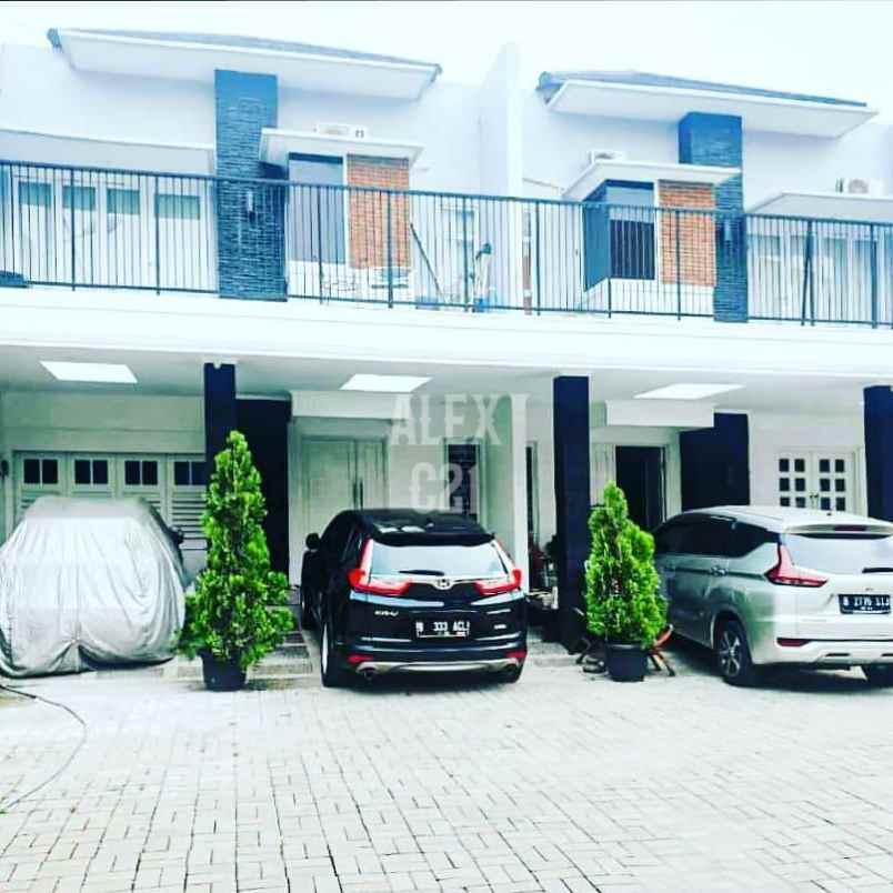 dijual rumah jagakarsa jakarta selatan