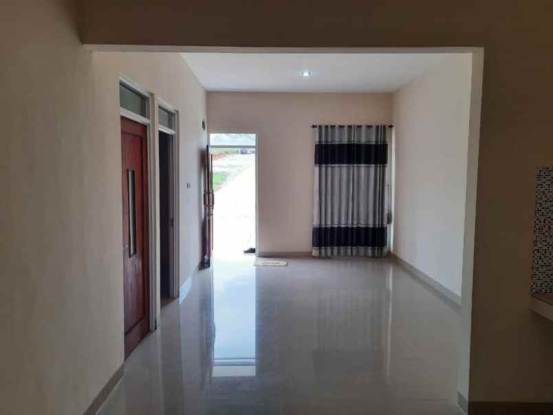 dijual rumah jalan alternatif kota