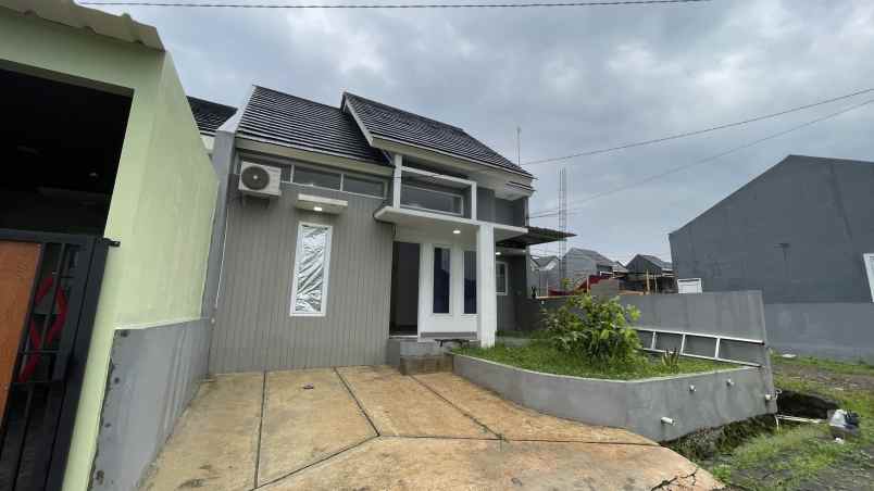 dijual rumah jalan alternatif kota