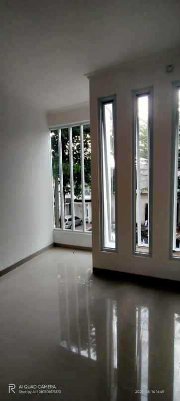 dijual rumah jalan bojong depok baru ii