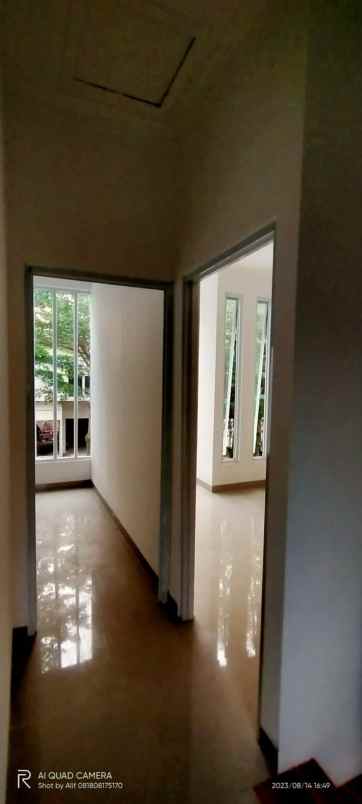 dijual rumah jalan bojong depok baru ii