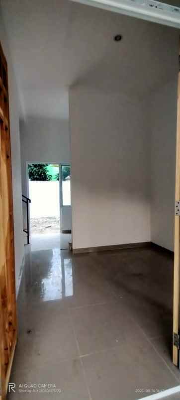 dijual rumah jalan bojong depok baru ii