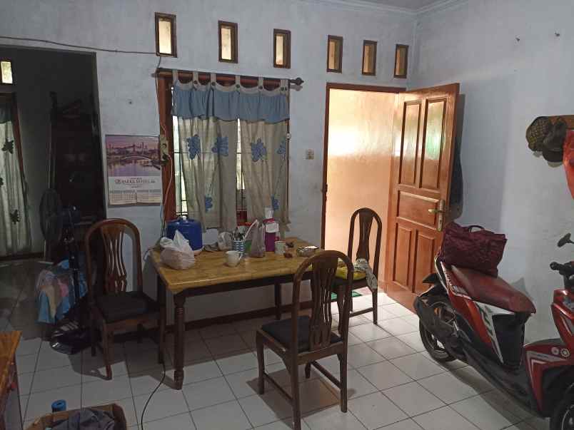 dijual rumah jalan celepuk 2 no 52