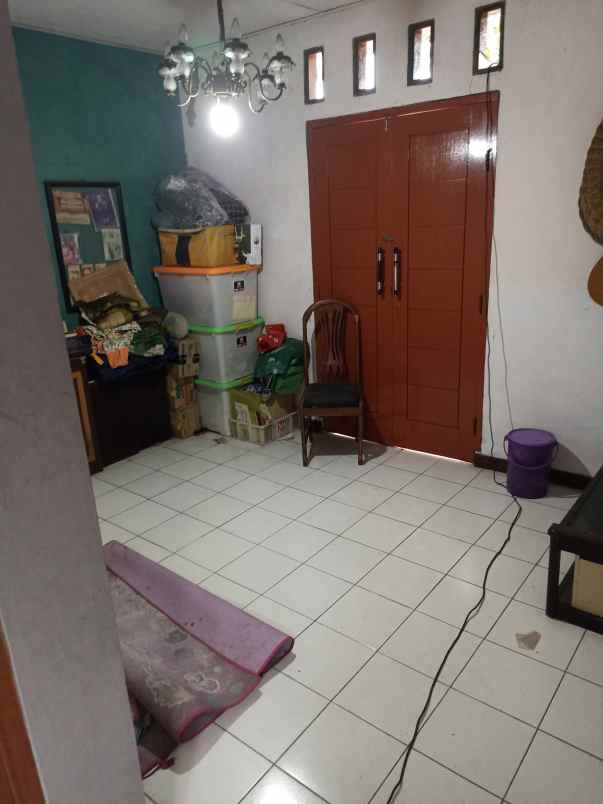 dijual rumah jalan celepuk 2 no 52