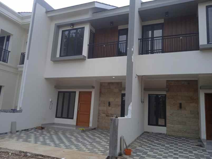 dijual rumah jalan gotong royong ciledug