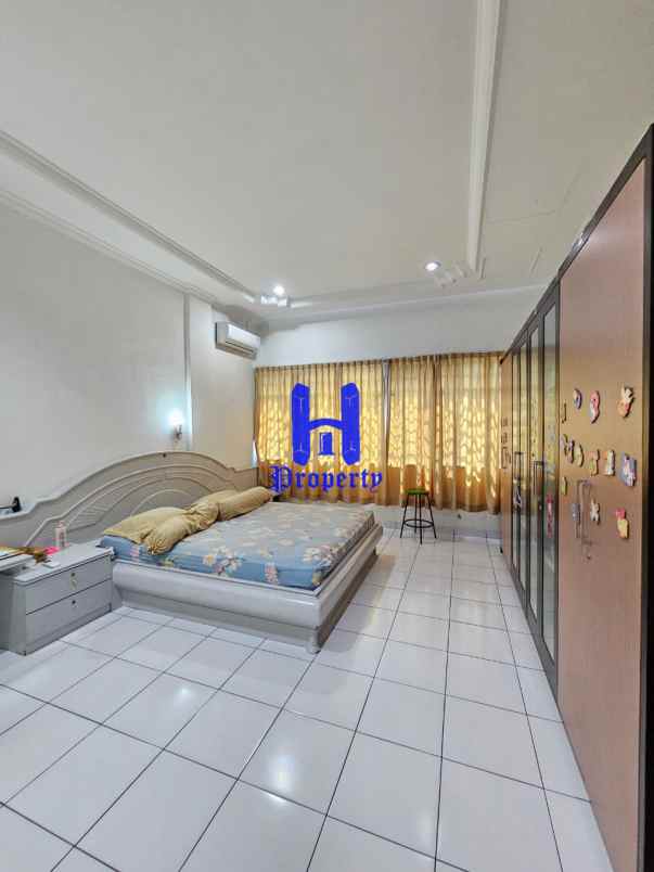 dijual rumah jalan kalianda dekat jl m