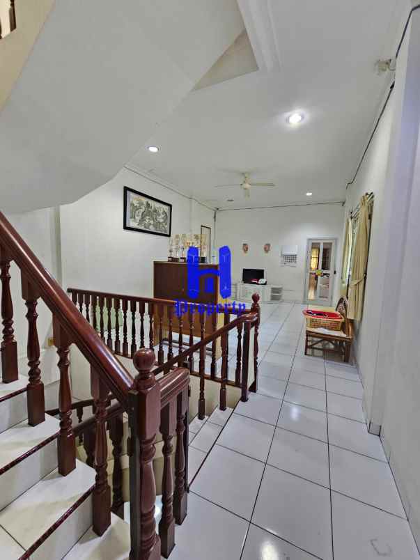 dijual rumah jalan kalianda dekat jl m