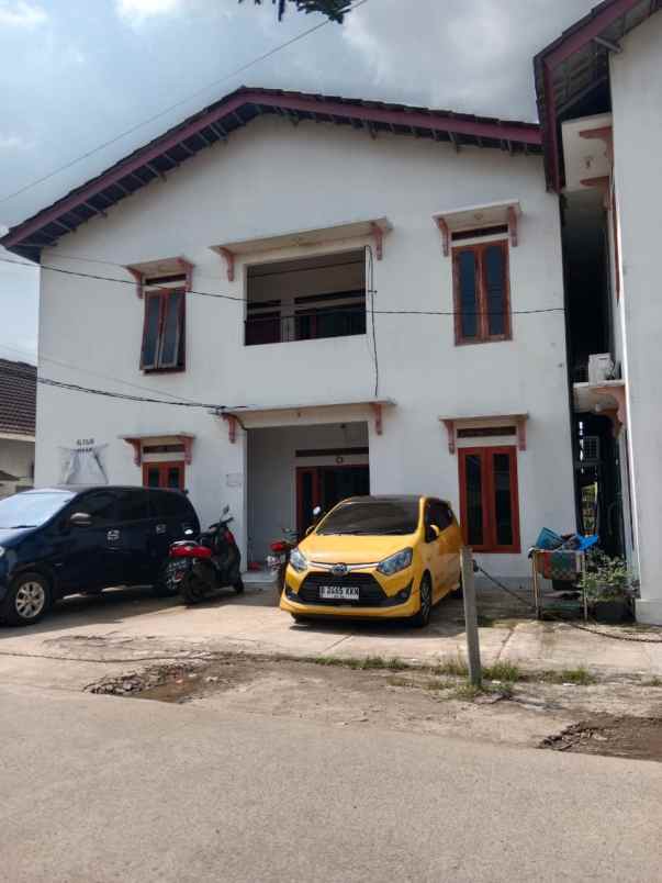 dijual rumah jalan kampung cibeber no