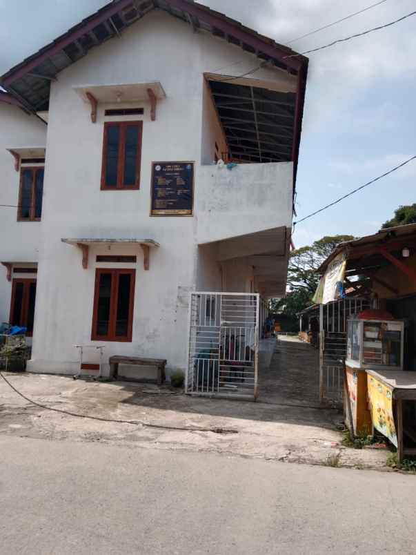 dijual rumah jalan kampung cibeber no