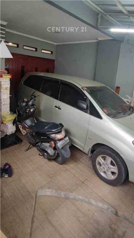 dijual rumah jalan keadilan raya rt 005