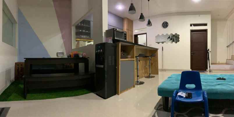 dijual rumah jalan mars venus tata