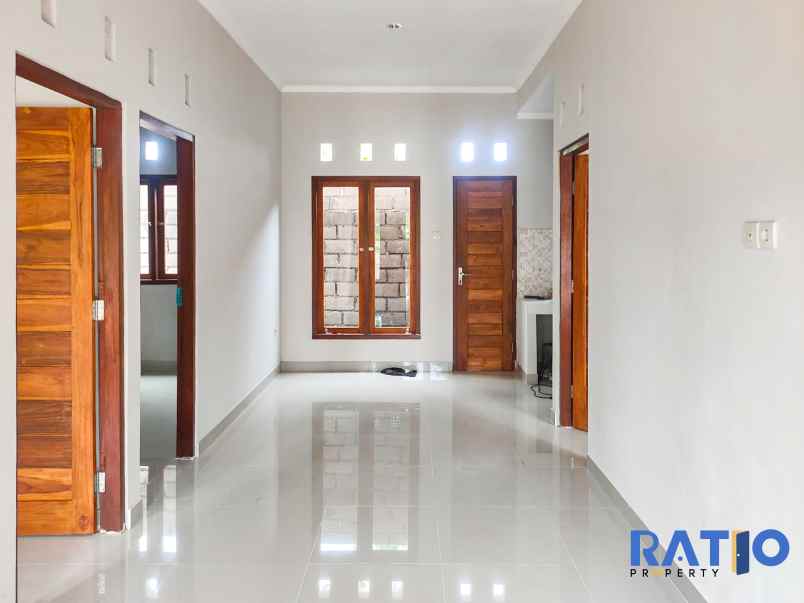 dijual rumah jalan mulawarman abianbase