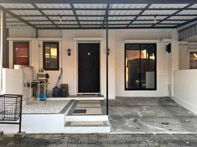 dijual rumah jalan padalarang