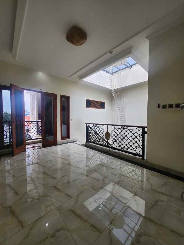 dijual rumah jalan raya panjang cidodol
