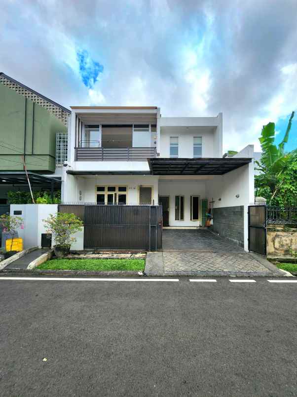 dijual rumah jalan raya pondok indah mal 2