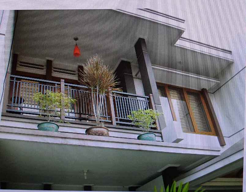 dijual rumah jalan raya pondok kelapa