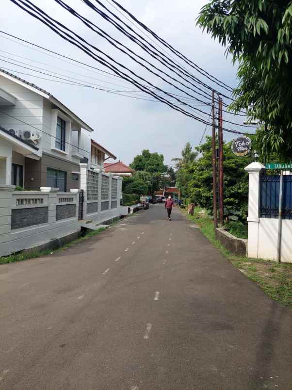 dijual rumah jalan tanjung ii rt 004 rw