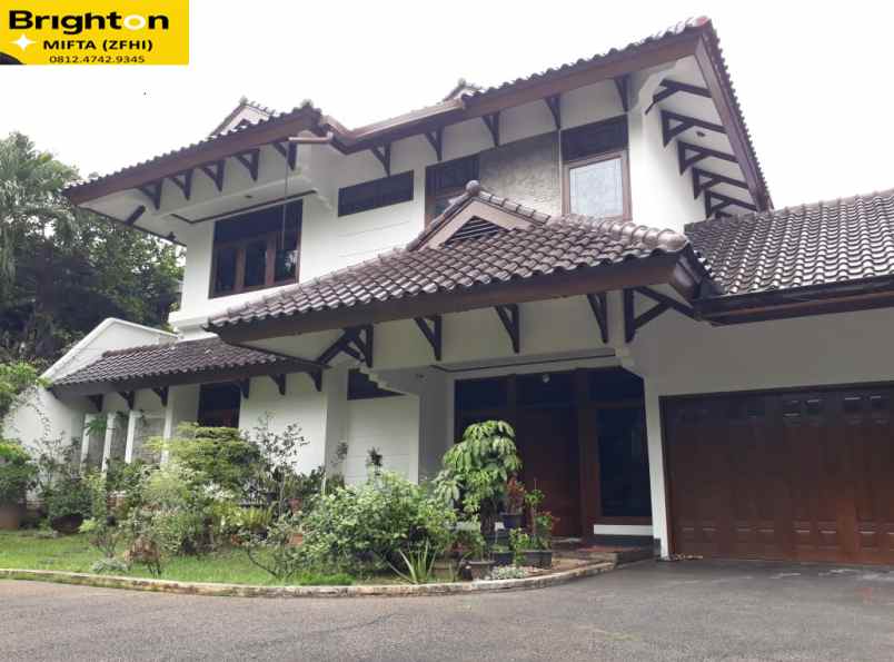 dijual rumah jalan utama pondok indah