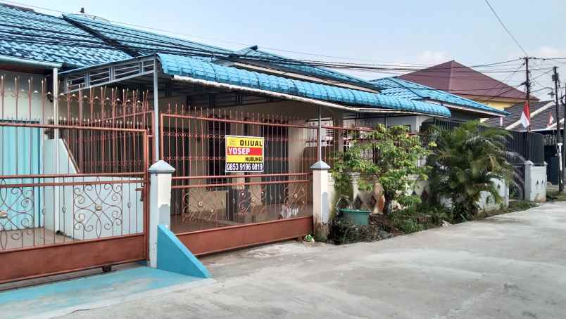 dijual rumah jalan y m sabrang