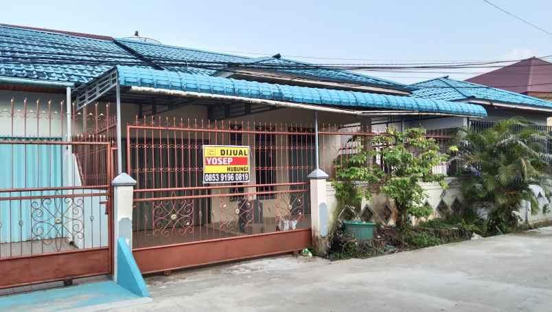 dijual rumah jalan y m sabrang