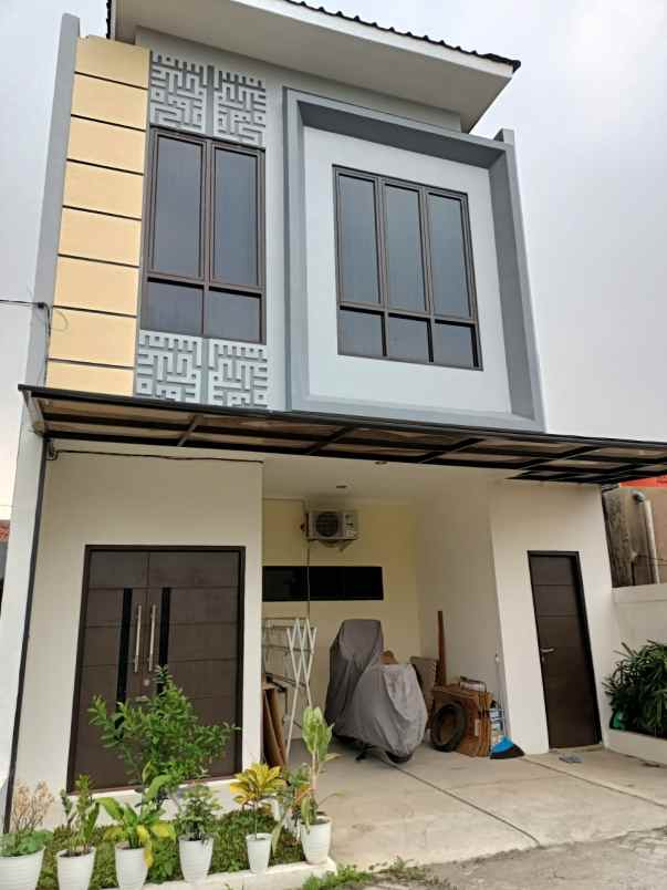 dijual rumah jatirahayu pondok melari