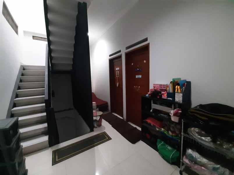 dijual rumah jatiranggon