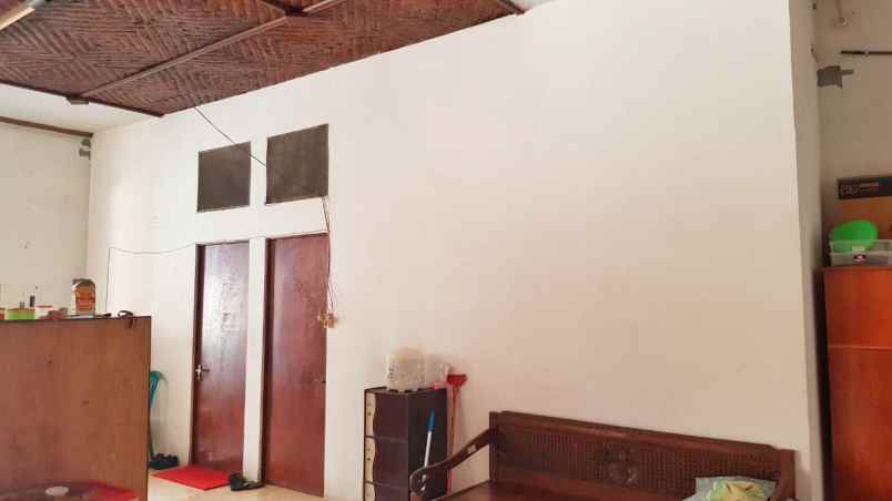 dijual rumah jatisari besar