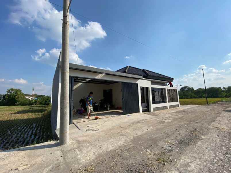 dijual rumah jebugan klaten utara