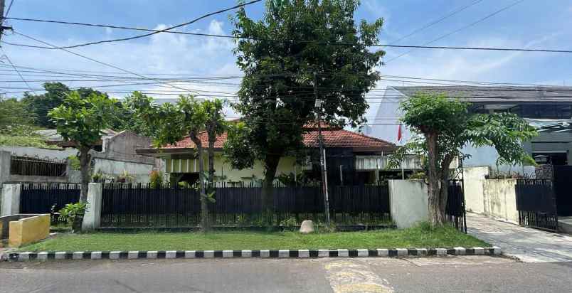 dijual rumah jemursari