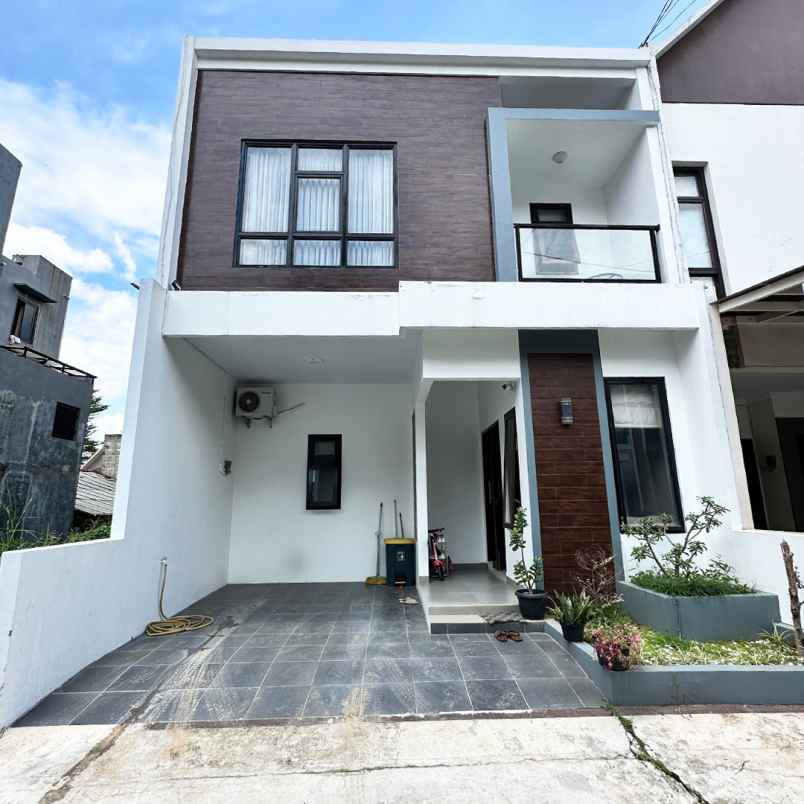 dijual rumah jl aselih cipedak kec