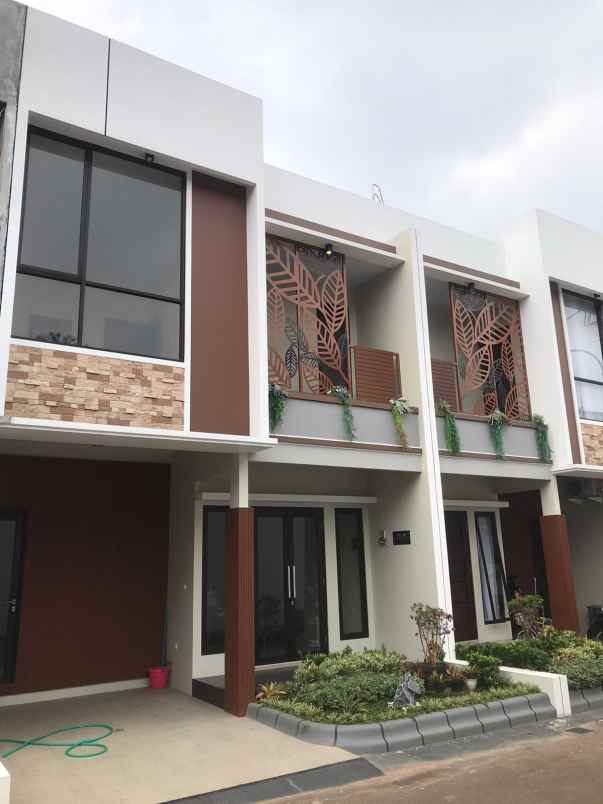 dijual rumah jl benda