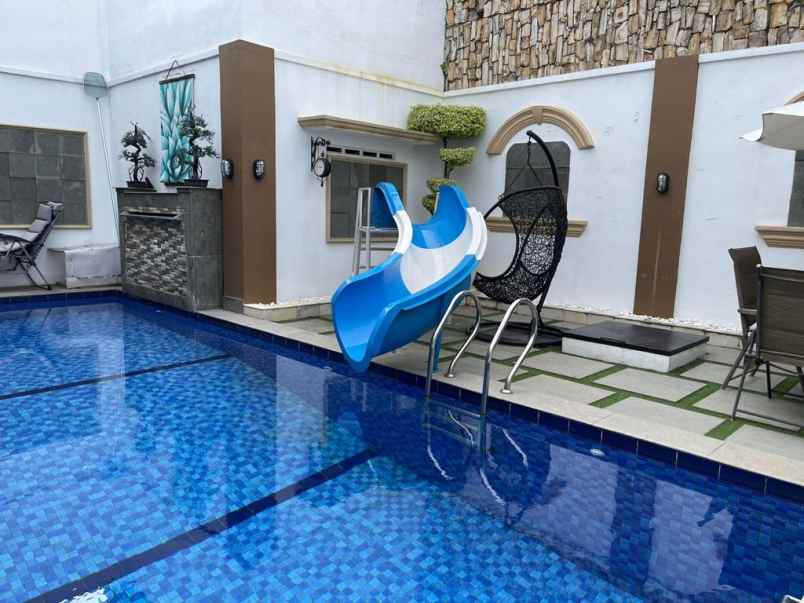 dijual rumah jl cempaka putih kec