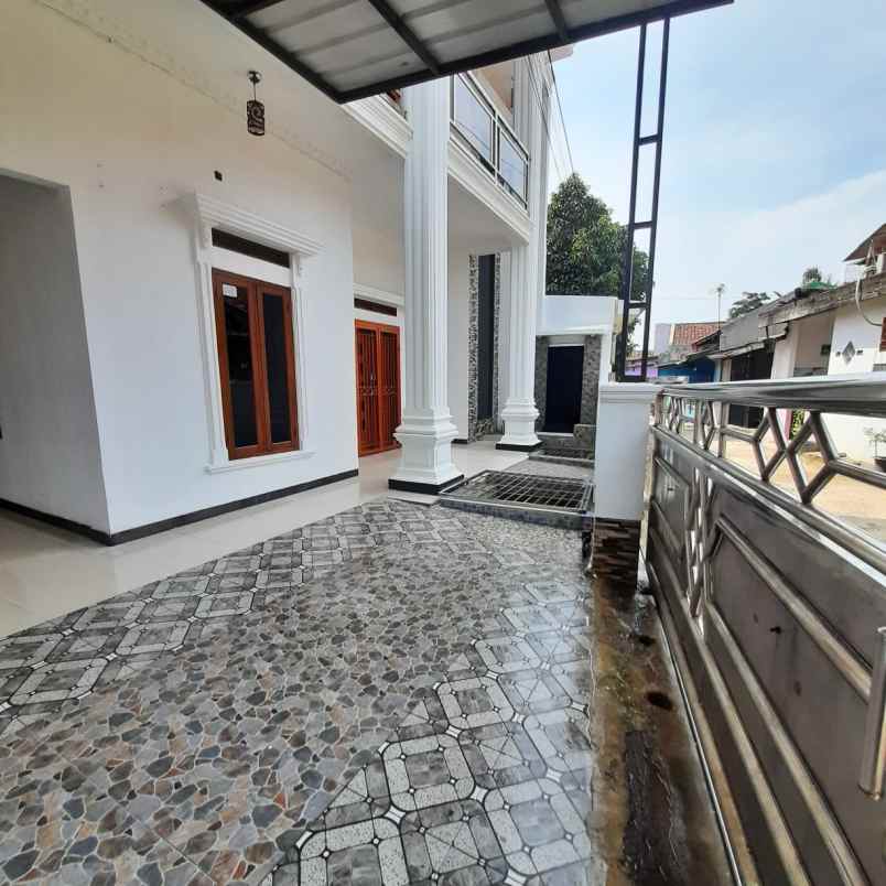 dijual rumah jl cibeber kec leuwilang