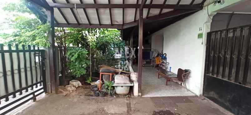 dijual rumah jl cipinang kebembem