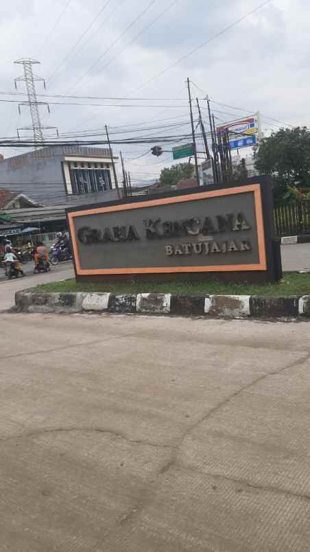 dijual rumah jl cirendeu garut